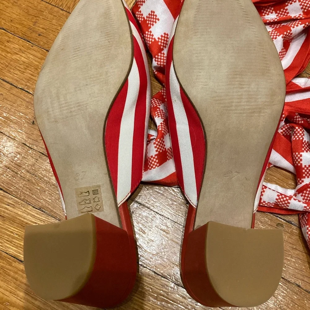 NWOB Mother of Pearl Canvas Amber Mules in Red/White - Picture 5 of 5
